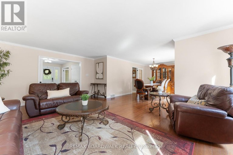 29572523/14-panandrick-view-drive/rural-kanata-central/ottawa/ontario/K2W1A5_9