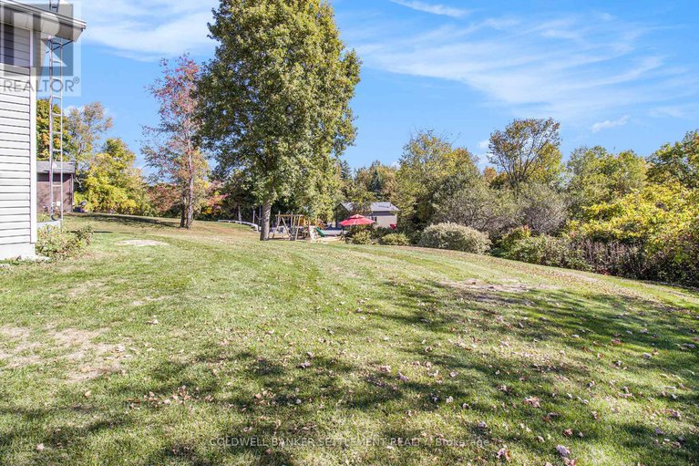 28952555/164-brittany-street/drummond-n-elmsley-drummond-twp/drummondnorth-elmsley/ontario/K7C4K9_32