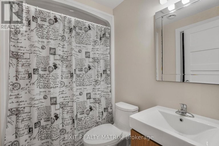 29622056/59-pilon-street/lorignal/champlain/ontario/K0B1K0_25