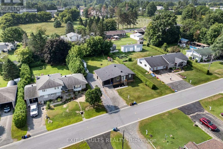 28753768/2250-lapointe-street/clarencerockland-twp/clarence-rockland/ontario/K0A1E0_31