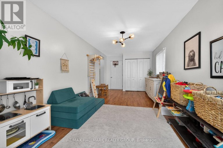 29610974/1081-foley-avenue/elmvale-acresurbandale/ottawa/ontario/K1G2R4_10