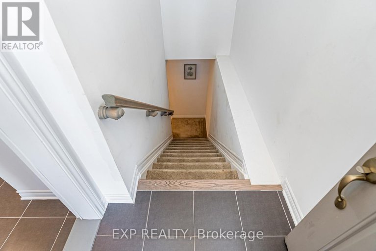 29383911/72-dun-skipper-drive/blossom-parkkemp-parkfindlay-creek/ottawa/ontario/K1X0E8_22