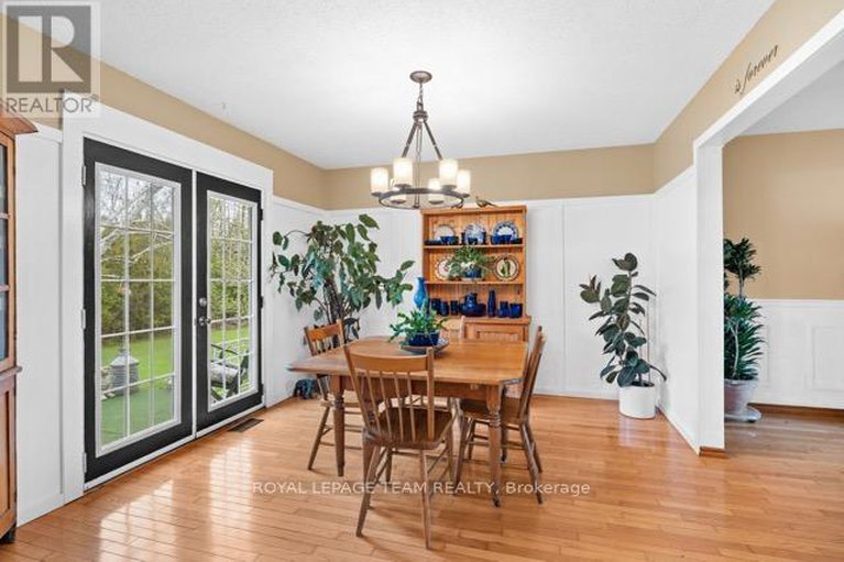 28998982/2915-county-rd-20-road/north-grenville-twp-kemptville-south/north-grenville/ontario/K0G1J0_17