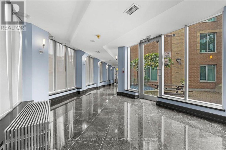 28984789/1108-134-york-street/lower-townbyward-market/ottawa/ontario/K1N1K8_3