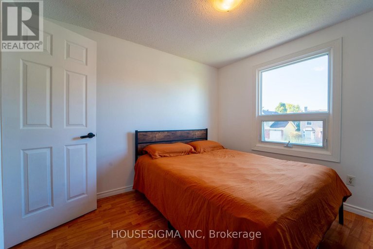 29046719/1767-bonaventure-terrace/convent-glen-south/ottawa/ontario/K1C1W6_15