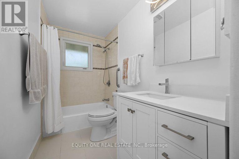 28621655/1041-wiseman-crescent/riverside-park/ottawa/ontario/K1V8J3_18