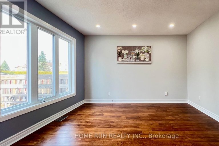 29584160/184-pinetrail-crescent/centrepointe/ottawa/ontario/K2G5B8_8