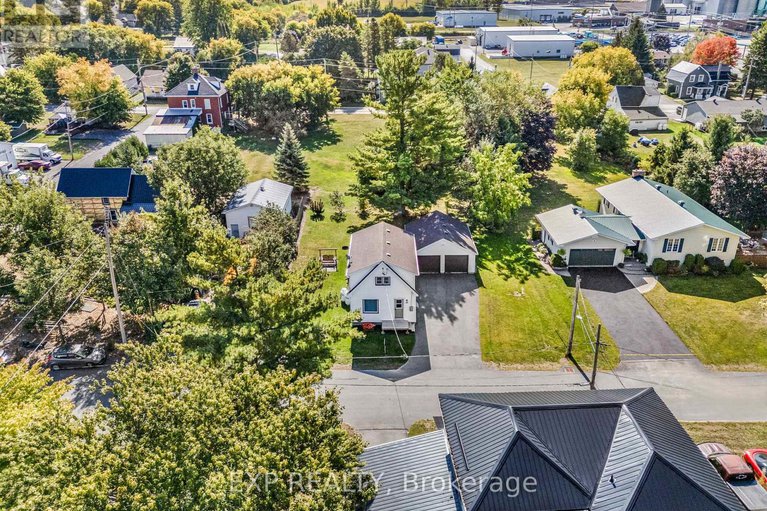 28882861/26-alexander-street-w/maxville/north-glengarry/ontario/K0C1T0_28
