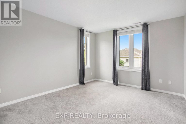 28456639/5-90-briargate-private/springridgeeast-village/ottawa/ontario/K4A0C4_19