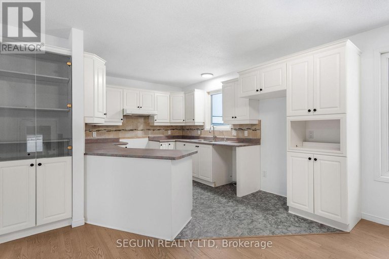 29211011/3704-pattee-road-e/east-hawkesbury-twp/hawkesbury/ontario/K6A2R2_9