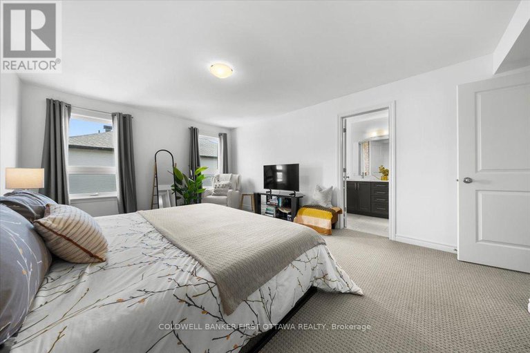 28984522/54-bergschrund-walk/mer-bleuebradley-estatesanderson-park/ottawa/ontario/K1W0P9_20