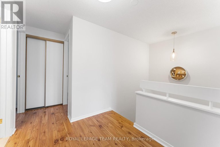 28234836/107-melanie-crescent/glencairnhazeldean/ottawa/ontario/K2L2E4_34