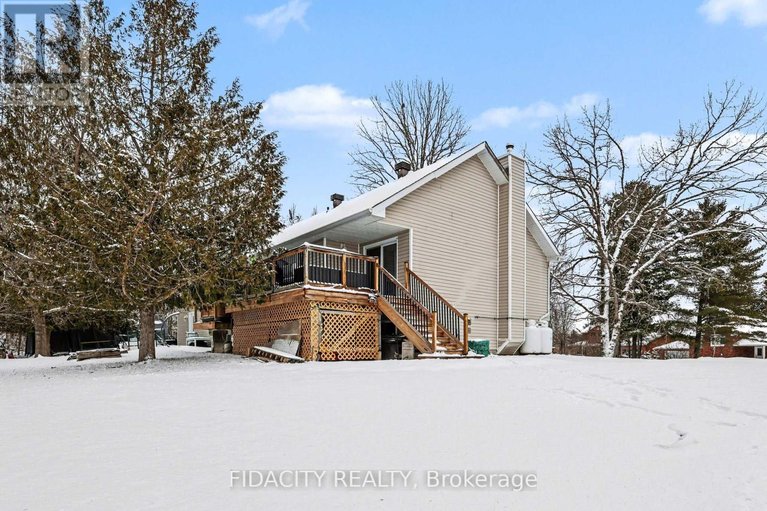 29603147/266-clifford-campbell-street/fitzroy/ottawa/ontario/K0A1X0_29