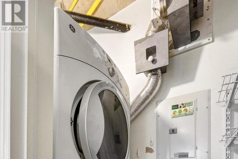 29609712/410-327-breezehill-avenue-s/west-centre-town/ottawa/ontario/K1Y1R6_33