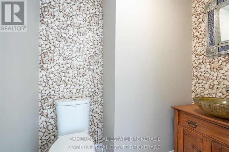 29154277/15474-manning-road/south-stormont-osnabruck-twp/south-stormont/ontario/K0C1M0_26