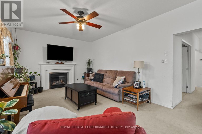 28812738/1901-pennyroyal-crescent/notting-hillsummerside/ottawa/ontario/K4A0P3_14