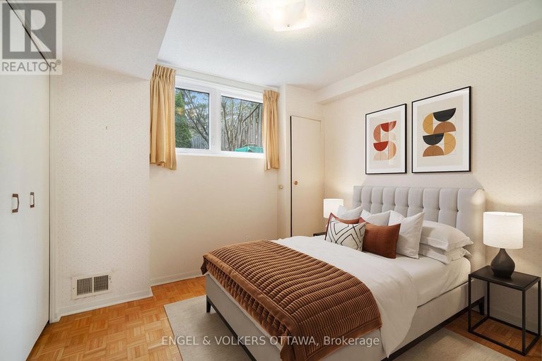 28290206/1805-applegrove-court/beacon-hill-south/ottawa/ontario/K1J6S4_27