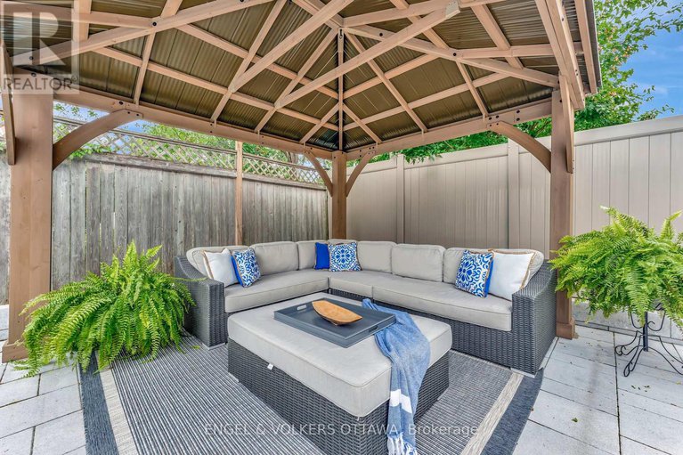 28838272/14-belton-avenue/stittsville-central/ottawa/ontario/K2S1G7_49