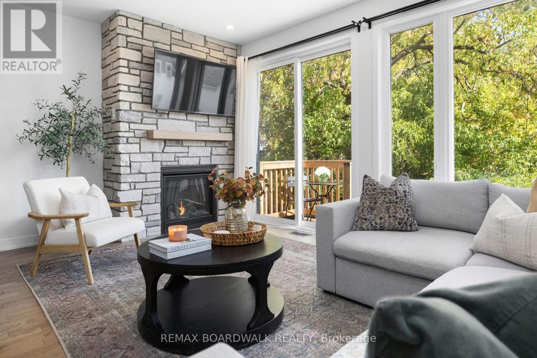 29425299/204-adelaide-street/almonte/mississippi-mills/ontario/K0A1A0_15