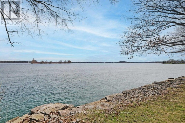 29456139/81-lakeshore-drive/morrisburg/south-dundas/ontario/K0C1X0_44