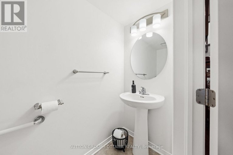 29109092/225-vision-street/riverside-southgloucester-glen/ottawa/ontario/K4M0B5_17