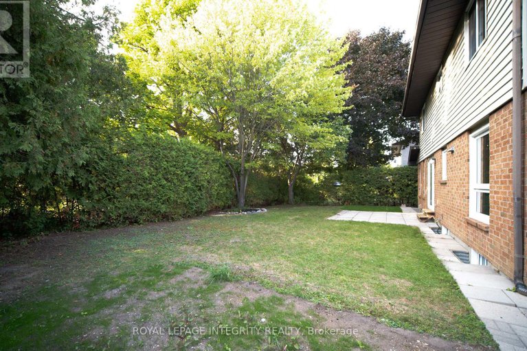 28851706/17-mcclure-crescent/katimavik/ottawa/ontario/K2L2H1_34