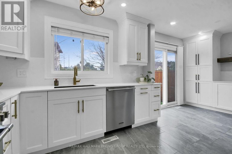 29615975/8-vickers-way/katimavik/ottawa/ontario/K2L3P9_15