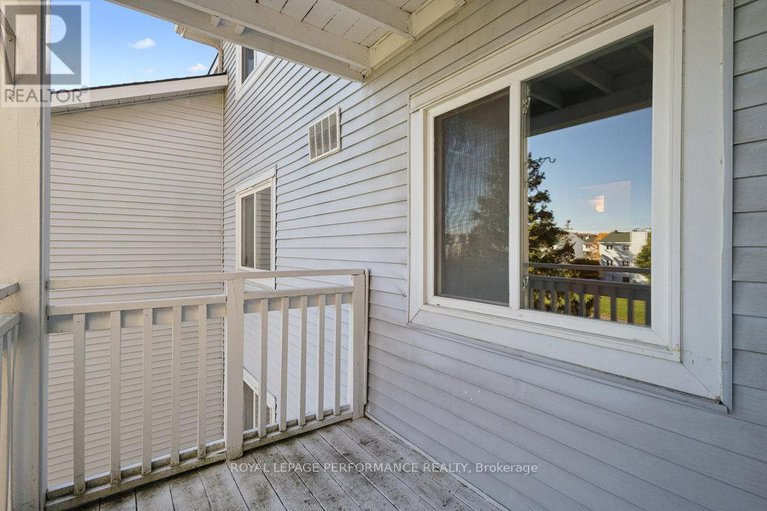 29052413/205-266-lorry-greenberg-drive/hunt-club-parkgreenboro/ottawa/ontario/K1T3J9_27