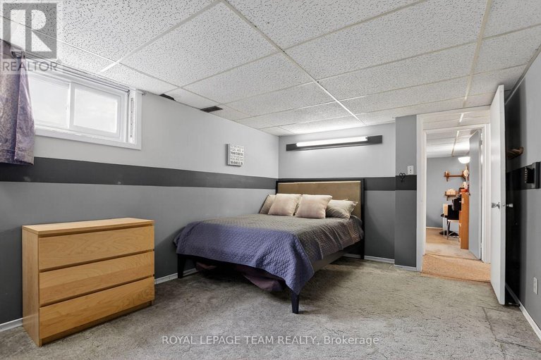 29556063/44-ballantrae-way/glencairnhazeldean/ottawa/ontario/K2L1N5_23