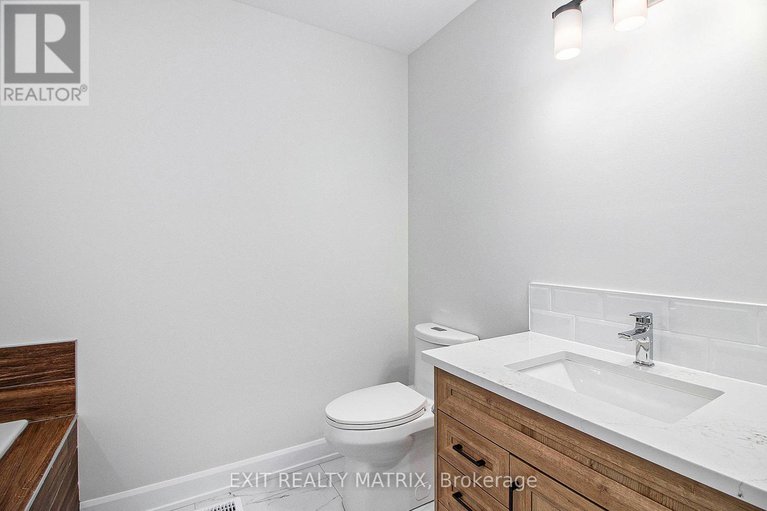 28975746/1311-fribourg-street/embrun/russell/ontario/K0A1W0_14