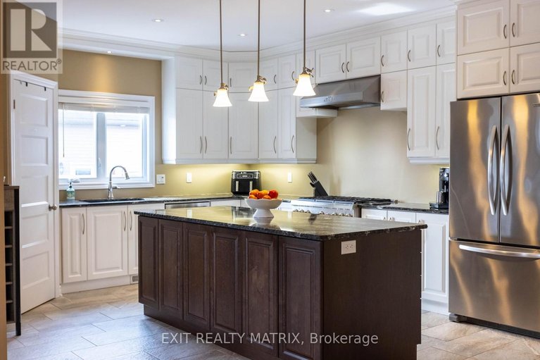 29600894/484-bruges-street/embrun/russell/ontario/K0A1W0_19