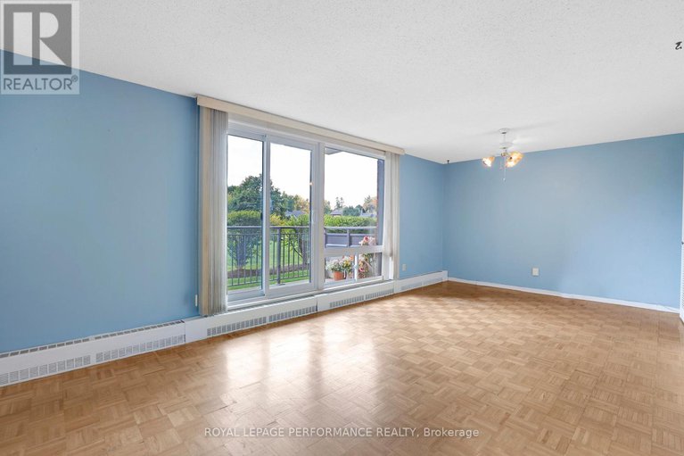 28970576/113-1465-baseline-road/copeland-park/ottawa/ontario/K2C3L9_15