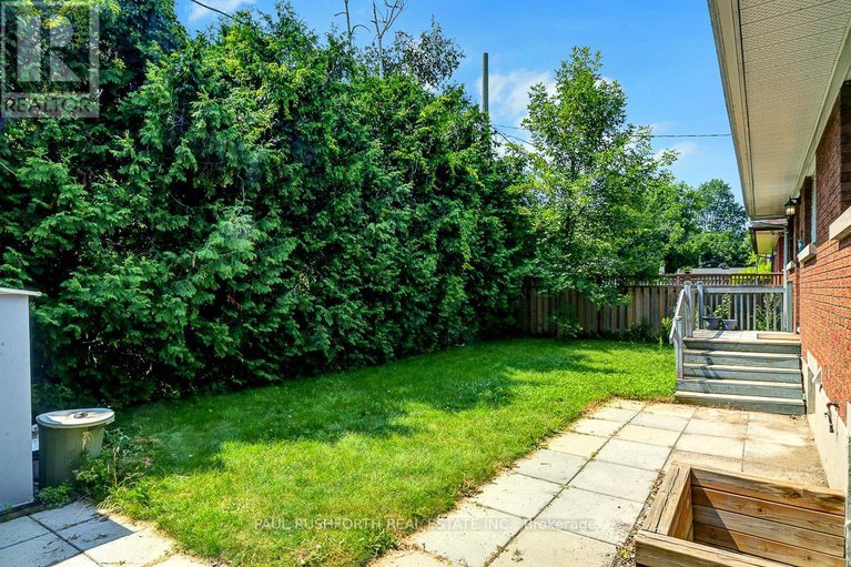28624239/2390-sudbury-avenue/queensway-terrace-southridgeview/ottawa/ontario/K2C1L8_26