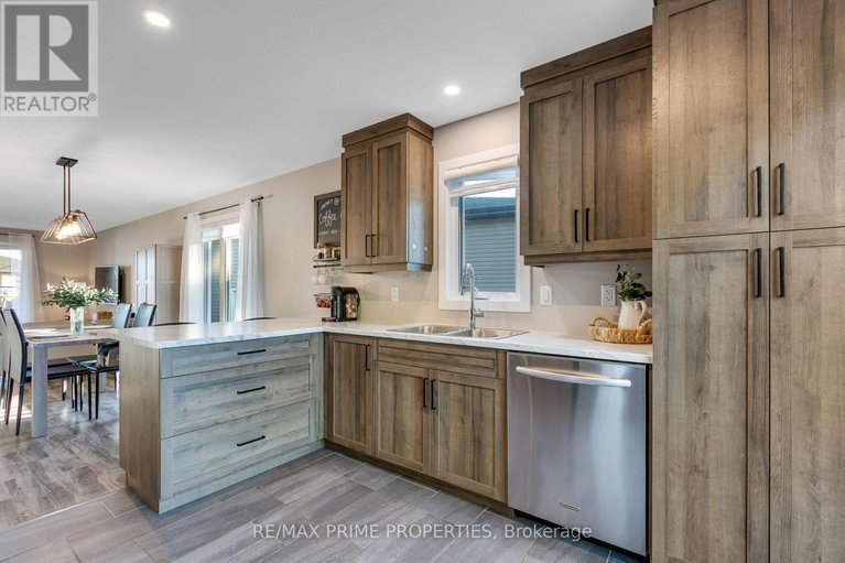 29565533/208-filion-street/embrun/russell/ontario/K0A1W0_19