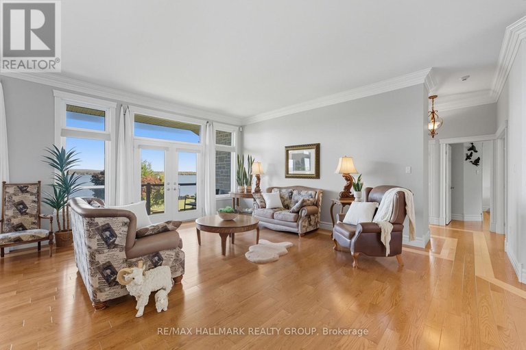 28953409/3285-front-road-s/east-hawkesbury-twp/east-hawkesbury/ontario/K6A2R2_25
