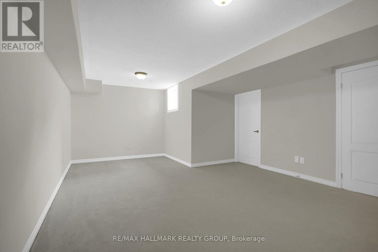 29541635/225-rivertree-street/emerald-meadowstrailwest/ottawa/ontario/K2M0J4_25