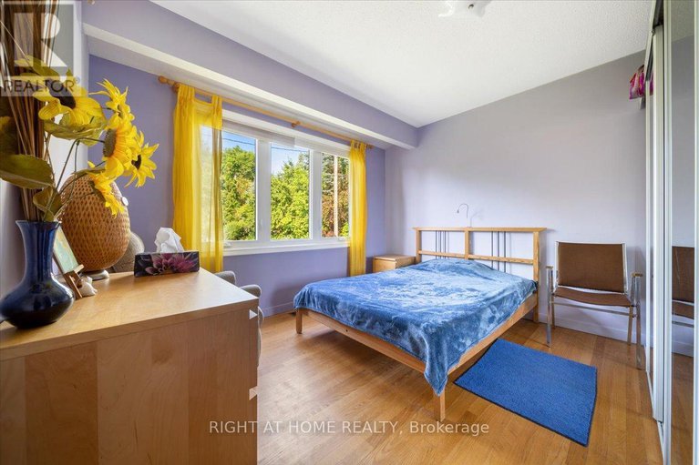 29161364/1-harrogate-place/crystal-beach/ottawa/ontario/K2H5L6_5