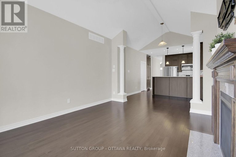 28627249/809-carnelian-crescent/riverside-southgloucester-glen/ottawa/ontario/K1X0A8_22
