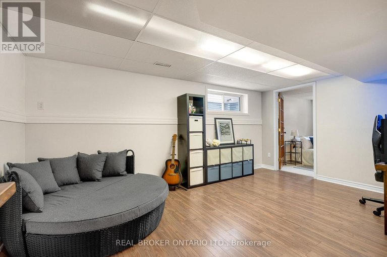 29518194/41-golders-green-lane/longfields/ottawa/ontario/K2J5G2_39