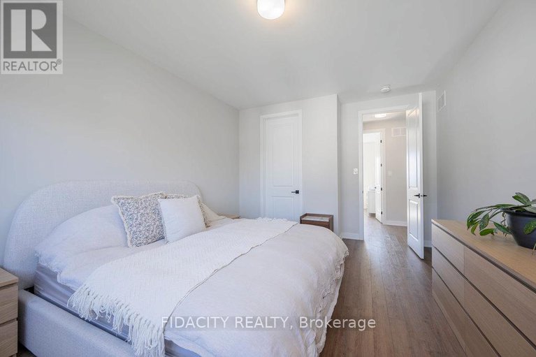 29444900/183-yearling-circle/goulbourn-twp-from-franktown-rdsouth-to-rideau/ottawa/ontario/K0A2Z0_37