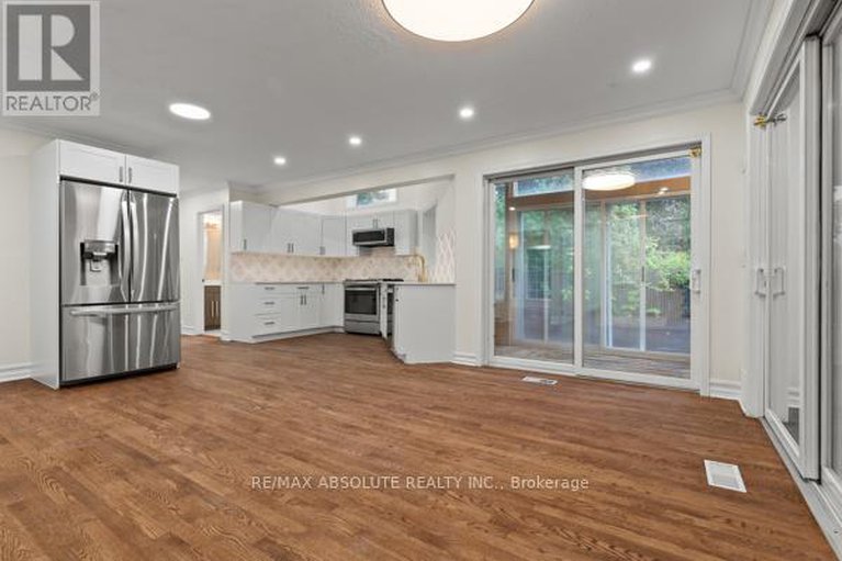 28975181/6-howard-court/hearts-desire/ottawa/ontario/K2J3Z8_10