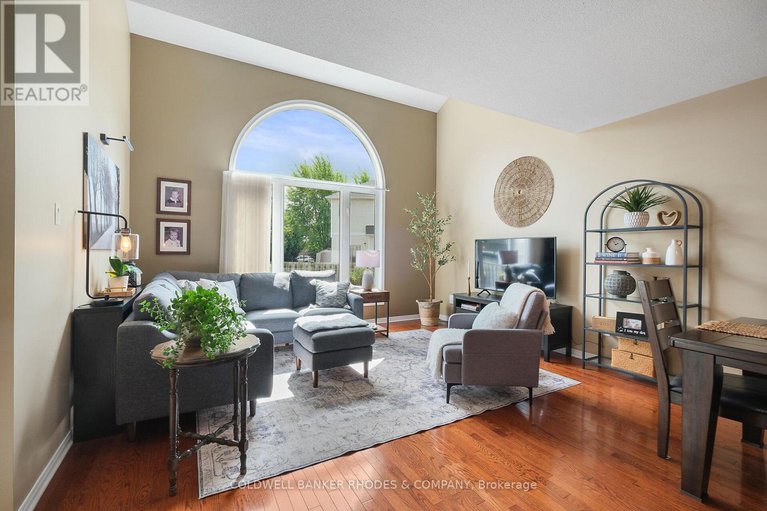 29079890/175-destiny-private/fallingbrookgardenway-south/ottawa/ontario/K4A0K6_8