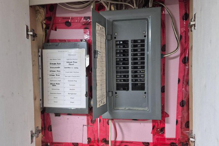 29322377/975-sheridan-avenue/carlington/ottawa/ontario/K1Z6M4_27