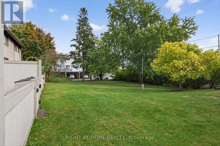 29027460/2311-stonehedge-crescent/pineview/ottawa/ontario/K1B4N7_36