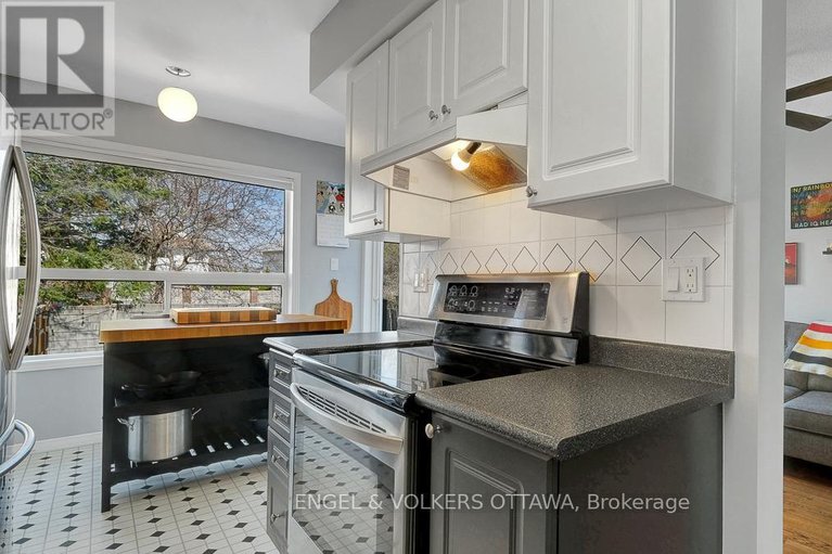 29642313/19-mullcraft-crescent/longfields/ottawa/ontario/K2J4P8_13