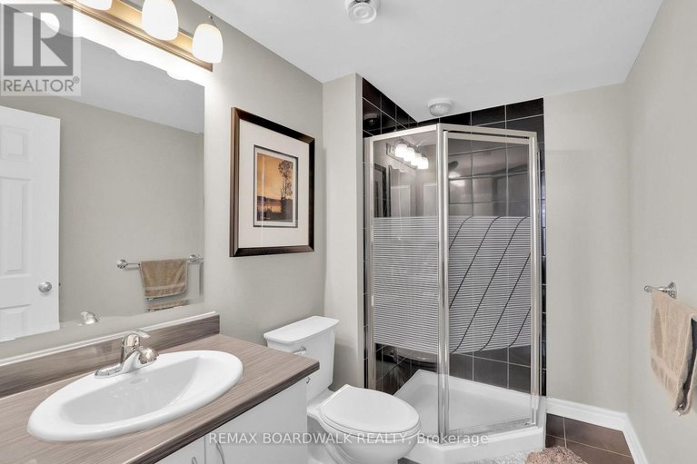 29634431/202-230-titanium-private-e/convent-glen-north/ottawa/ontario/K1C0C1_26