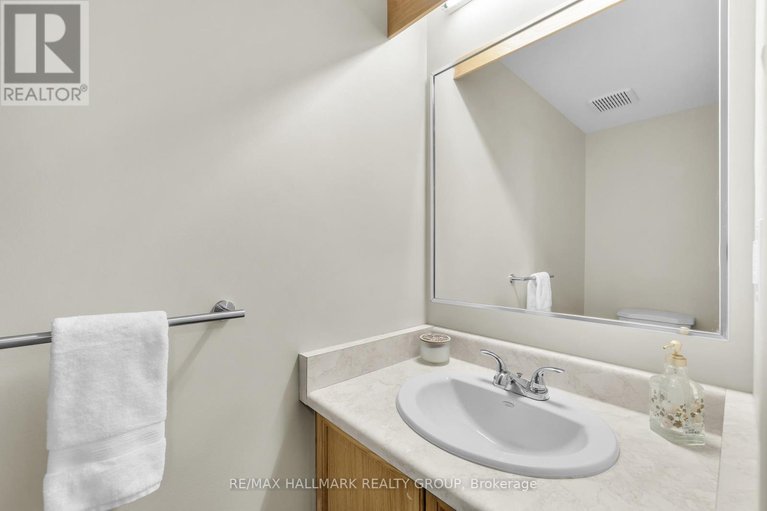 29038832/336-mceachern-crescent/bilberry-creekqueenswood-heights/ottawa/ontario/K1E3P5_20