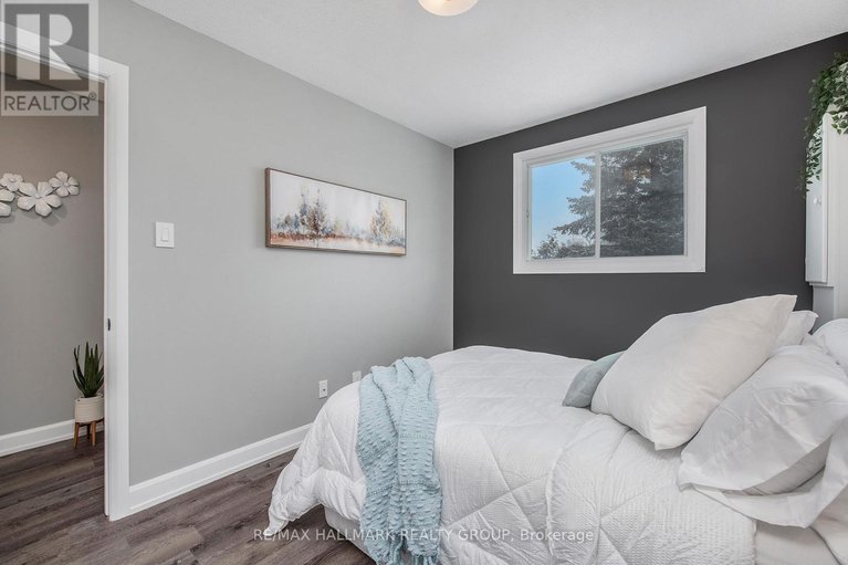 29071780/242-castlefrank-road/glencairnhazeldean/ottawa/ontario/K2L1T5_13