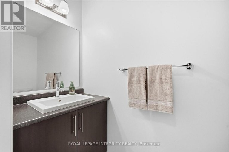 29474235/88-chevron-place/mer-bleuebradley-estatesanderson-park/ottawa/ontario/K1W0L6_18