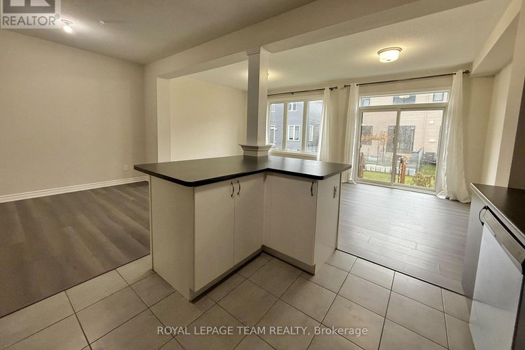 29057965/709-megrez-way-e/half-moon-bay/ottawa/ontario/K2J6S9_6